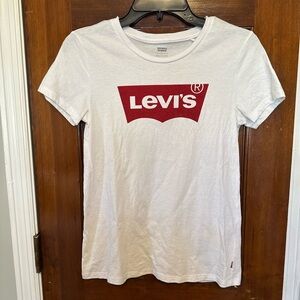 Levi's White Crew Neck Tee
